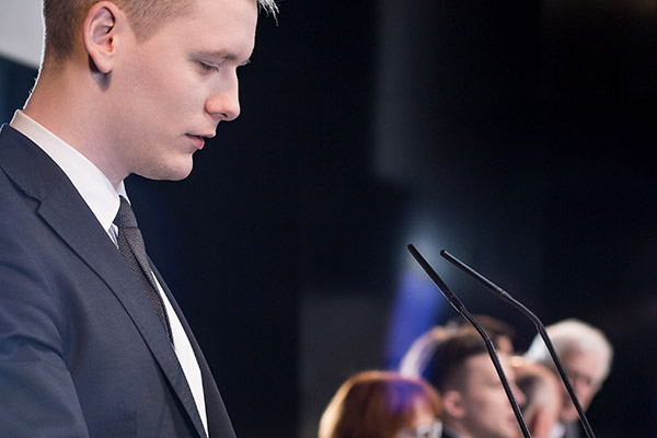 How to Speech like a Pro